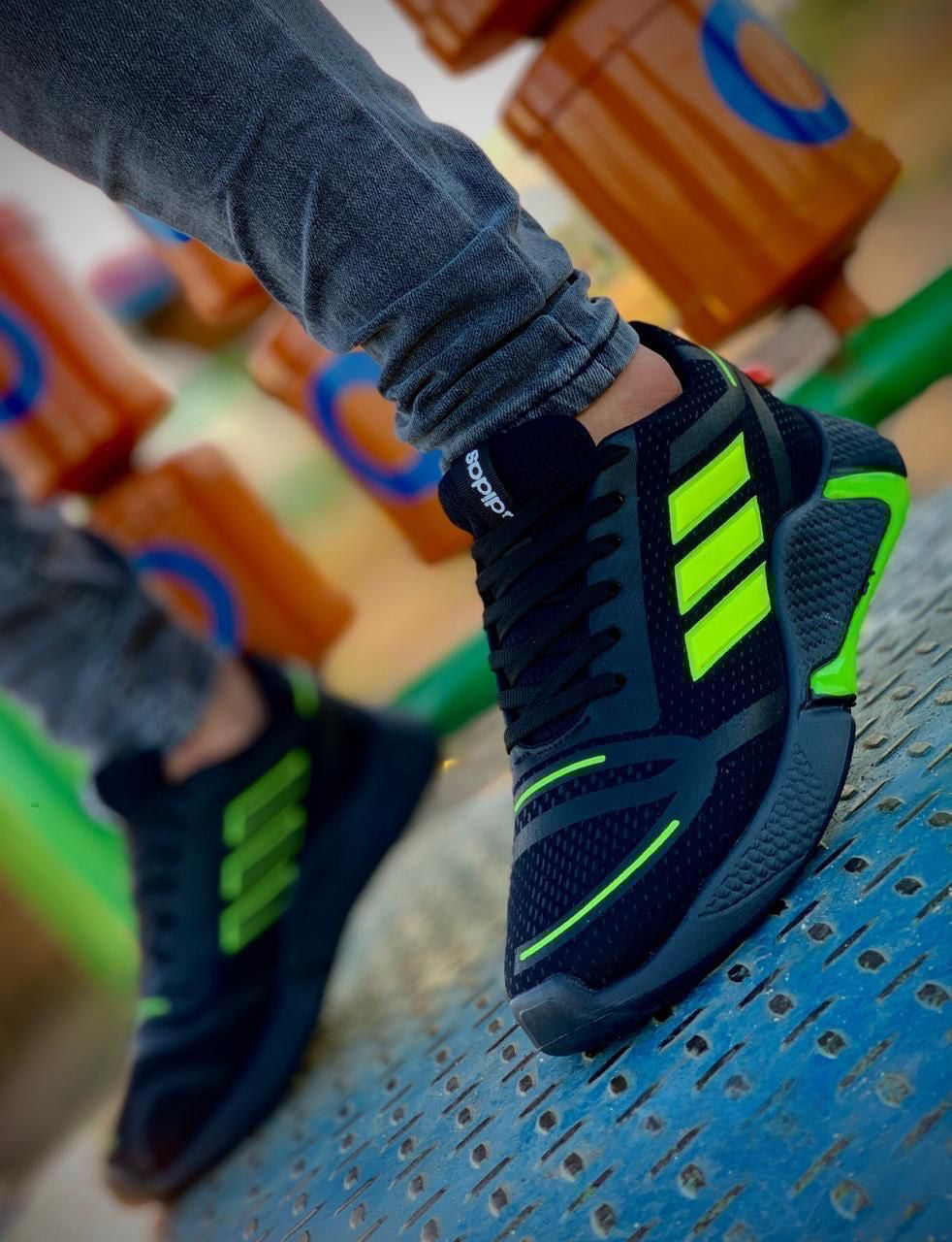 TENIS ADIDAS ZX  RUN